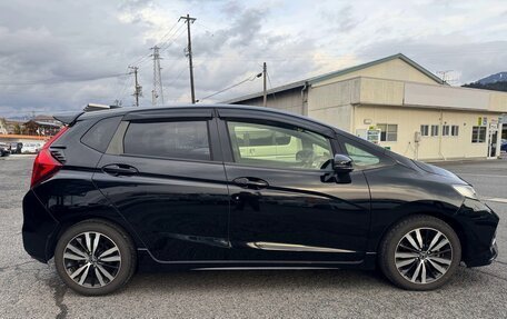 Honda Fit III, 2019 год, 950 000 рублей, 4 фотография
