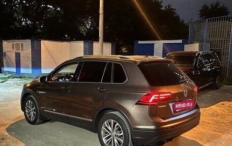 Volkswagen Tiguan II, 2018 год, 2 500 000 рублей, 8 фотография