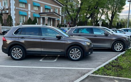 Volkswagen Tiguan II, 2018 год, 2 500 000 рублей, 16 фотография