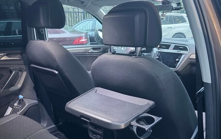 Volkswagen Tiguan II, 2018 год, 2 500 000 рублей, 29 фотография