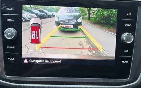 Volkswagen Tiguan II, 2018 год, 2 500 000 рублей, 30 фотография