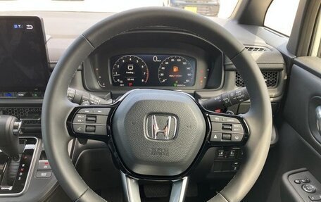 Honda Stepwgn, 2023 год, 2 241 000 рублей, 7 фотография