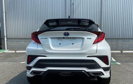 Toyota C-HR I рестайлинг, 2022 год, 1 803 000 рублей, 6 фотография