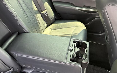 Toyota Crown, 2021 год, 3 549 000 рублей, 31 фотография