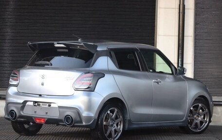 Suzuki Swift V, 2023 год, 988 000 рублей, 4 фотография