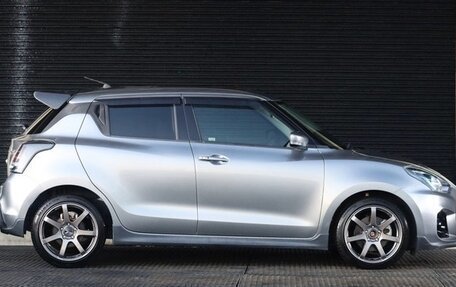 Suzuki Swift V, 2023 год, 988 000 рублей, 7 фотография