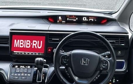 Honda Stepwgn IV, 2022 год, 2 061 000 рублей, 10 фотография