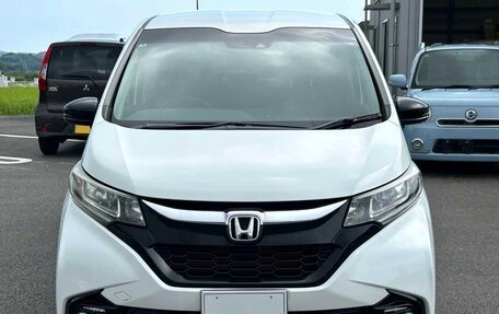 Honda Freed II, 2019 год, 1 190 000 рублей, 2 фотография