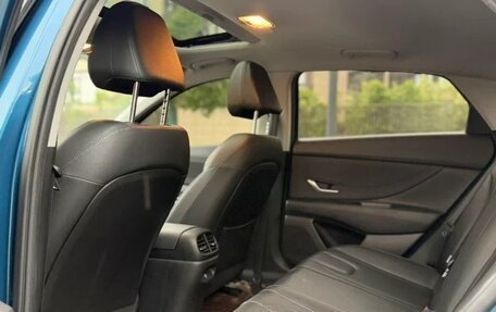 Hyundai Elantra, 2023 год, 1 356 000 рублей, 13 фотография