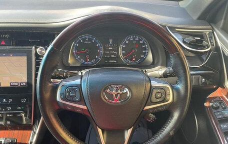 Toyota Harrier, 2017 год, 1 914 000 рублей, 14 фотография