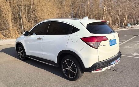 Honda Vezel, 2020 год, 1 211 000 рублей, 6 фотография