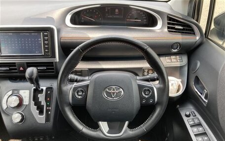 Toyota Sienta II, 2021 год, 1 108 000 рублей, 13 фотография