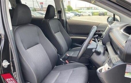 Toyota Sienta II, 2021 год, 1 108 000 рублей, 10 фотография