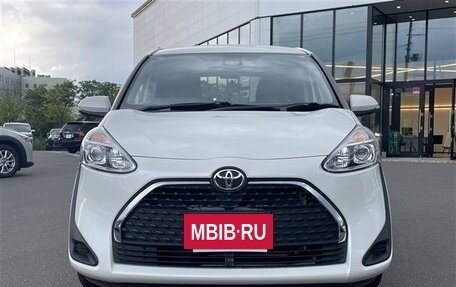 Toyota Sienta II, 2022 год, 1 246 000 рублей, 2 фотография