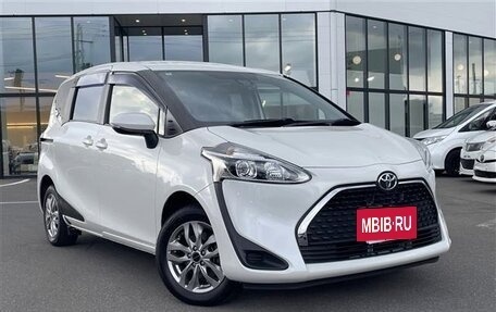 Toyota Sienta II, 2022 год, 1 246 000 рублей, 3 фотография