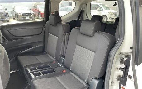 Toyota Sienta II, 2022 год, 1 246 000 рублей, 23 фотография
