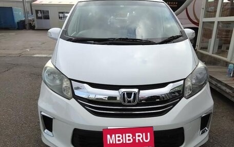 Honda Freed I, 2015 год, 880 000 рублей, 4 фотография