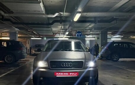 Audi A8, 1999 год, 650 000 рублей, 6 фотография