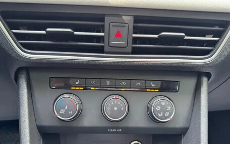 Volkswagen Tiguan II, 2023 год, 2 199 003 рублей, 12 фотография