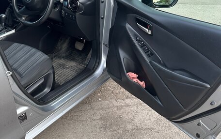 Mazda Demio IV, 2015 год, 1 050 000 рублей, 15 фотография