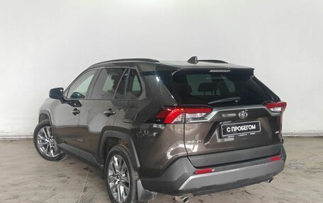 Toyota RAV4, 2021 год, 3 697 000 рублей, 4 фотография