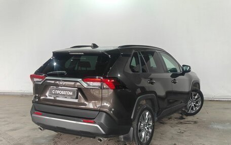 Toyota RAV4, 2021 год, 3 697 000 рублей, 6 фотография