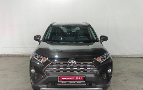 Toyota RAV4, 2021 год, 3 697 000 рублей, 2 фотография