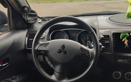 Mitsubishi Outlander III рестайлинг 3, 2008 год, 1 330 000 рублей, 9 фотография