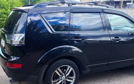 Mitsubishi Outlander III рестайлинг 3, 2008 год, 1 330 000 рублей, 7 фотография