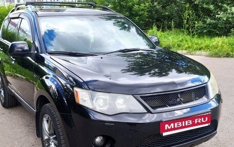 Mitsubishi Outlander III рестайлинг 3, 2008 год, 1 330 000 рублей, 4 фотография