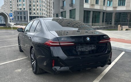 BMW 5 серия, 2024 год, 7 550 000 рублей, 4 фотография