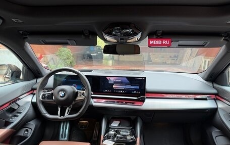 BMW 5 серия, 2024 год, 7 550 000 рублей, 9 фотография