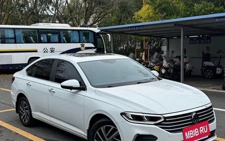 Volkswagen Lavida, 2023 год, 1 300 025 рублей, 2 фотография