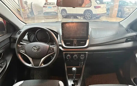 Toyota Yaris XP150 рестайлинг, 2022 год, 1 200 999 рублей, 5 фотография