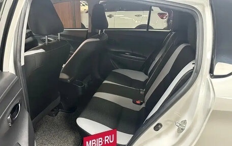 Toyota Yaris XP150 рестайлинг, 2022 год, 1 200 999 рублей, 6 фотография