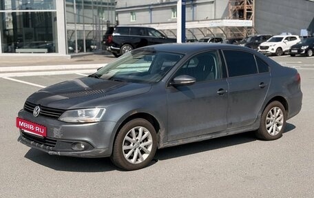 Volkswagen Jetta VI, 2012 год, 890 000 рублей, 3 фотография