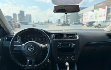 Volkswagen Jetta VI, 2012 год, 890 000 рублей, 6 фотография