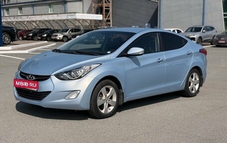 Hyundai Elantra V, 2012 год, 990 000 рублей, 2 фотография