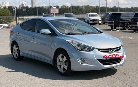 Hyundai Elantra V, 2012 год, 990 000 рублей, 4 фотография