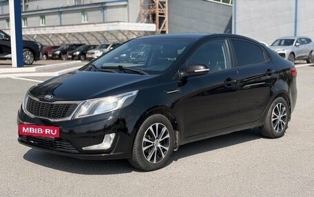 KIA Rio III рестайлинг, 2013 год, 750 000 рублей, 2 фотография