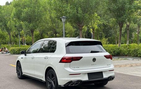Volkswagen Golf VIII, 2023 год, 1 550 100 рублей, 5 фотография