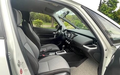 Honda Fit, 2022 год, 1 060 000 рублей, 7 фотография