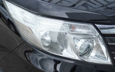 Toyota Noah III, 2017 год, 2 385 000 рублей, 7 фотография