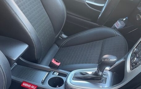 Opel Astra J, 2013 год, 850 000 рублей, 6 фотография