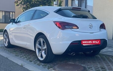 Opel Astra J, 2013 год, 850 000 рублей, 2 фотография