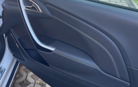 Opel Astra J, 2013 год, 850 000 рублей, 11 фотография