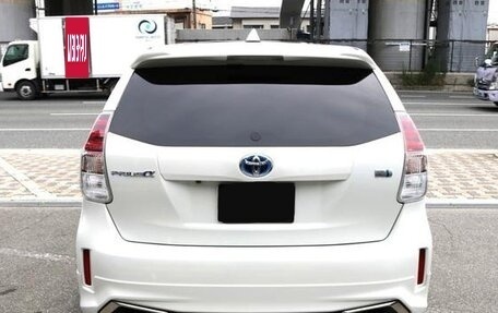 Toyota Prius Alpha I (ZVW40/41), 2021 год, 1 450 000 рублей, 4 фотография