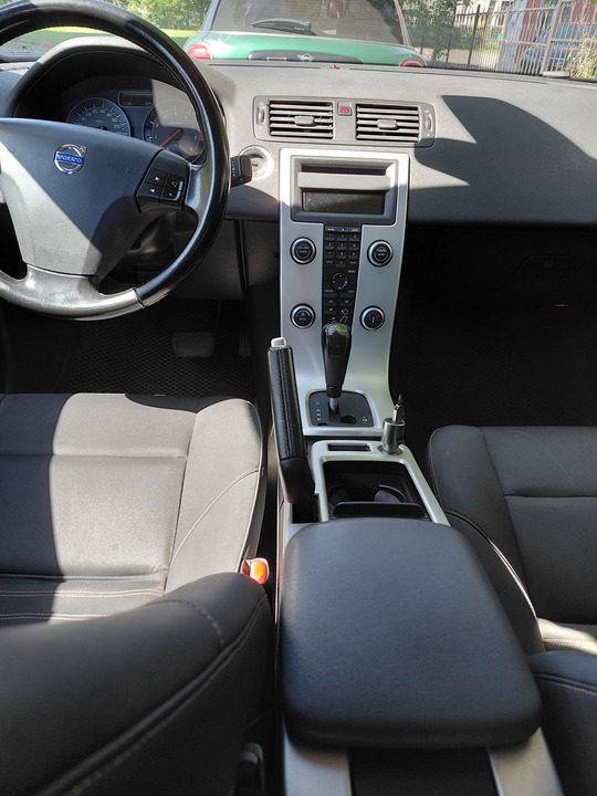 Volvo S40 II рестайлинг, 2011 год, 750 000 рублей, 5 фотография