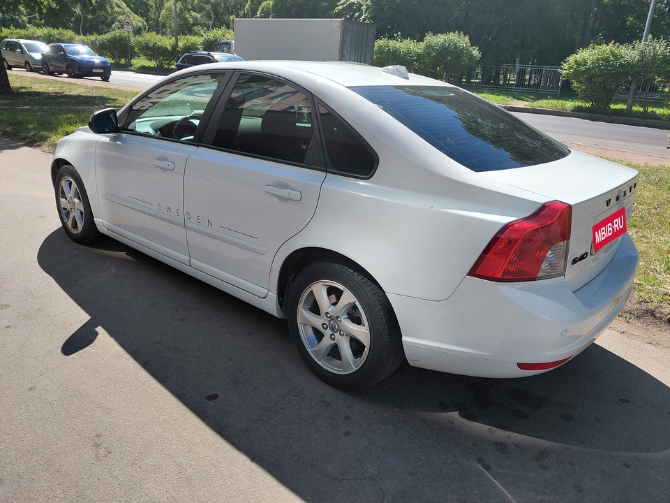 Volvo S40 II рестайлинг, 2011 год, 750 000 рублей, 3 фотография