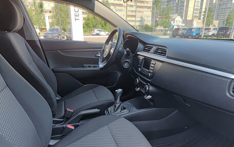 KIA Rio IV, 2019 год, 1 390 000 рублей, 13 фотография